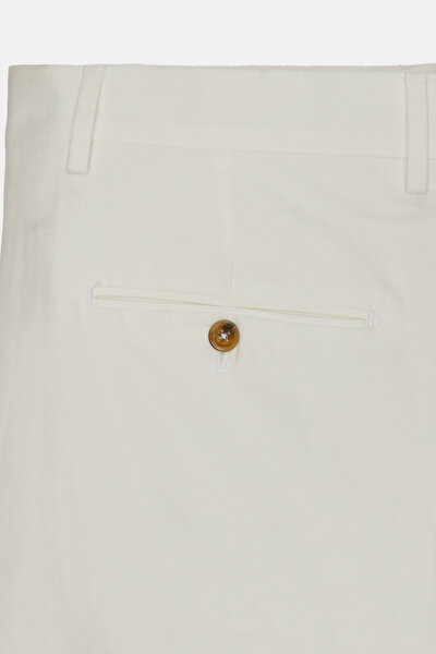 WHITE COTTON/LINEN BERMUDA 5