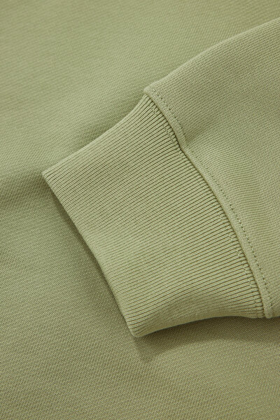 LIGHT GREEN SWEATSHIRT 4