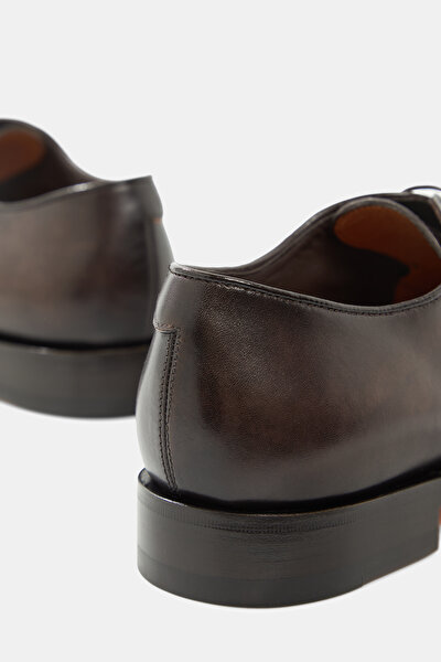 BROWN LEATHER SHOE 5