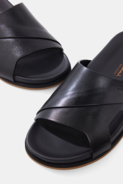 BLACK LEATHER SLIPPER 4