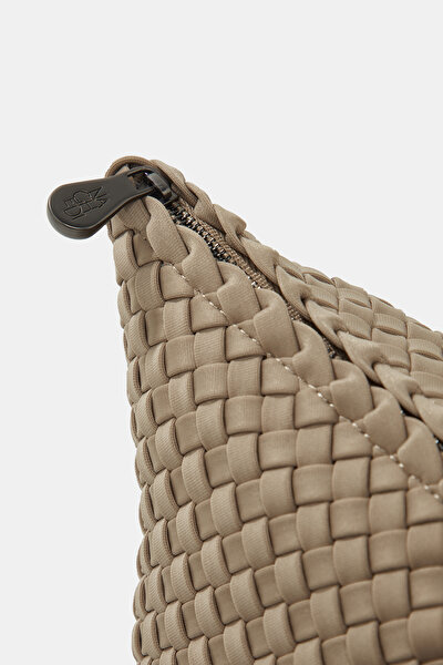 BEIGE BAG 4