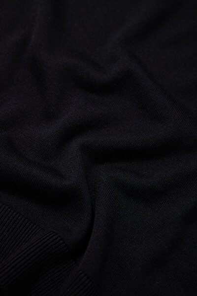 WHITE BASIC / ROUND NECKLINE TRICOT 8