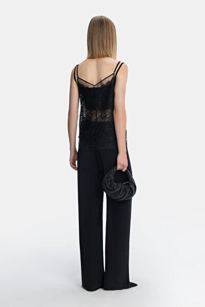 BLACK V NECK SLEEVELESS BLOUSE 5