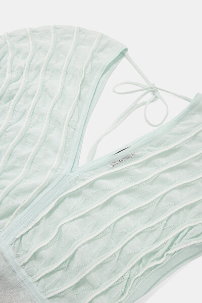 WHITE SLEEVELESS DRESS 9
