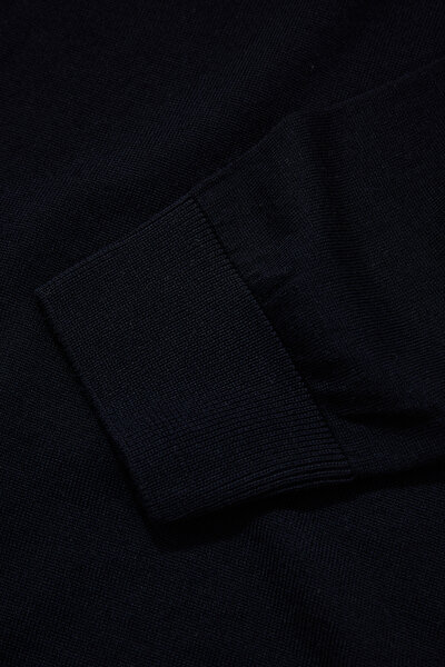 NAVY BLUE UPRIGHT COLLAR TRICOT 4