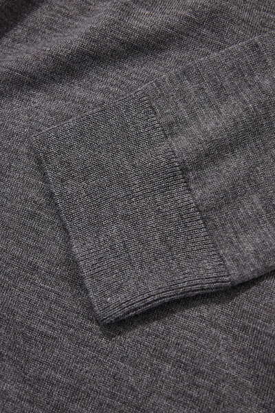 GREY UPRIGHT COLLAR TRICOT 4