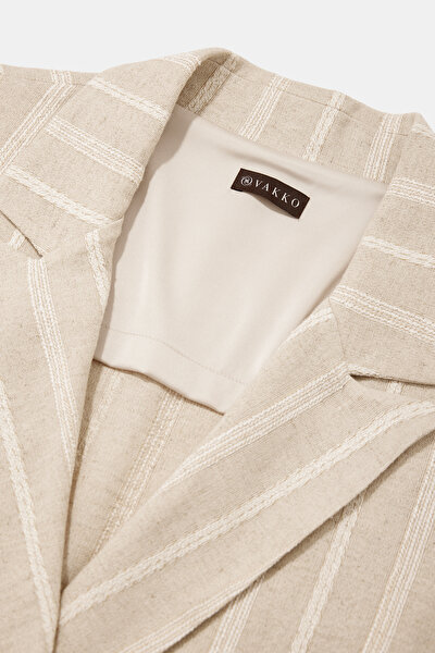 ECRU SURPLICE NECKLINE (CROSS-OVER NECKLINE) JACKET 9