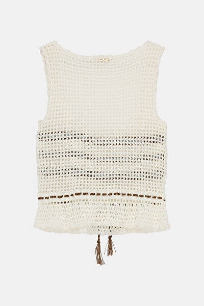 TAN CLEAVAGE SLEEVELESS BLOUSE 8