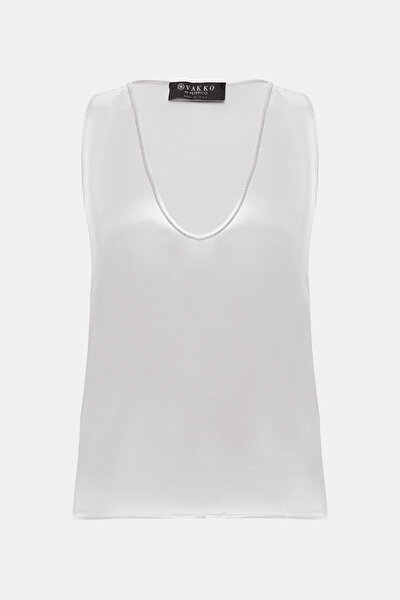 BEIGE CLEAVAGE SLEEVELESS BLOUSE 8