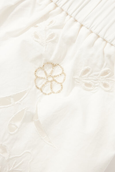 WHITE HIGH WAIST SHORTS 8