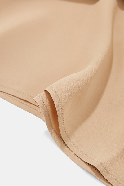 DARK BEIGE BASIC / ROUND NECKLINE SHORT SLEEVE BLOUSE 9