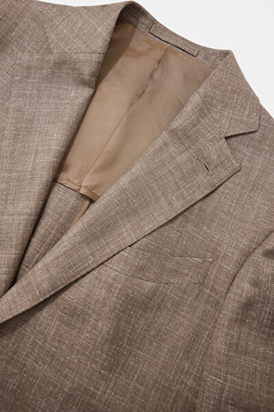 BEIGE JACKET 9