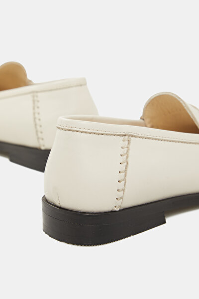 ECRU MONOGRAM LEATHER SHOE 5