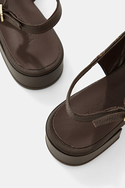 BEIGE FLAT SHOES 5