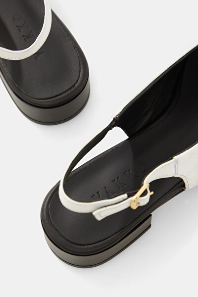 WHITE FLAT SHOES 5