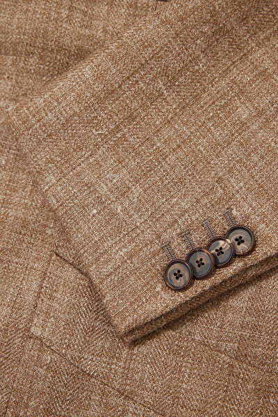 LIGHT BROWN JACKET 5