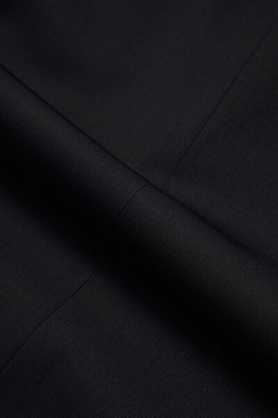 SUIT 13