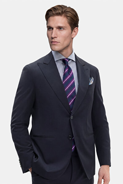 SUIT 3