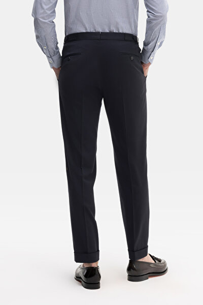 SUIT 14