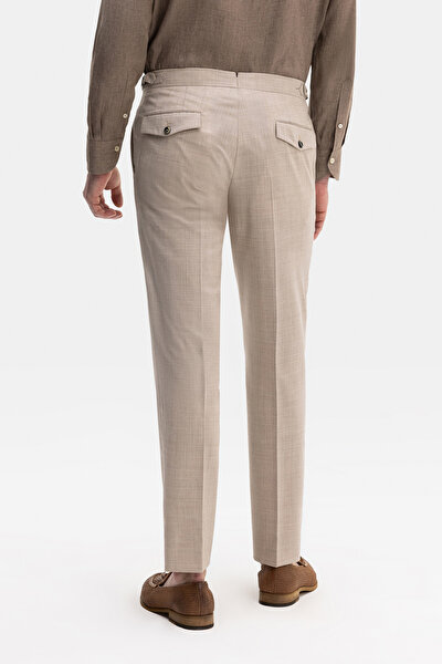 BEIGE TROUSERS 3
