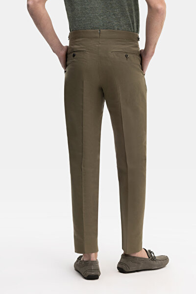 LIGHT KHAKI TROUSERS 3