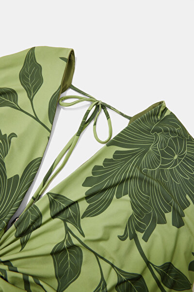 LIGHT GREEN DRESS 3