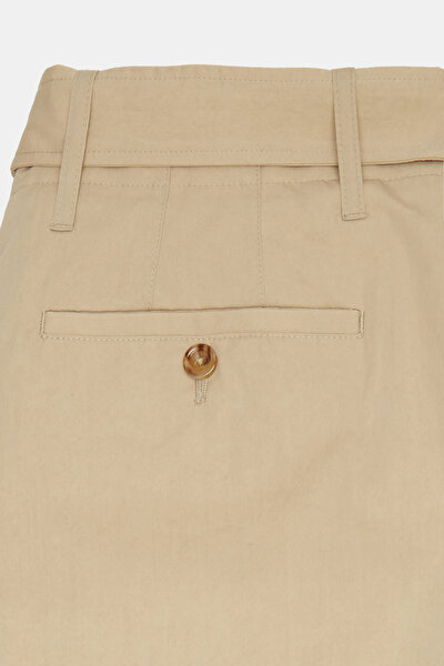 BEIGE TROUSERS 10