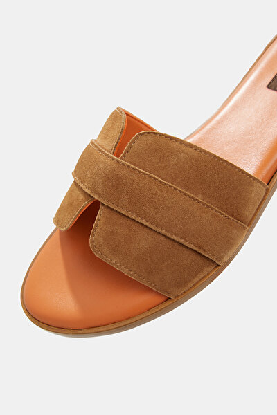 TAN SUEDE SLIPPER 8