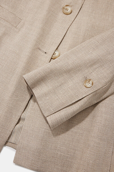 BEIGE UPRIGHT COLLAR JACKET 9
