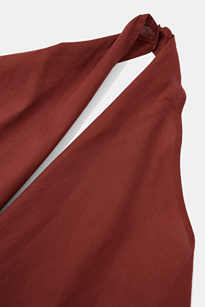 MAROON PAREO 3