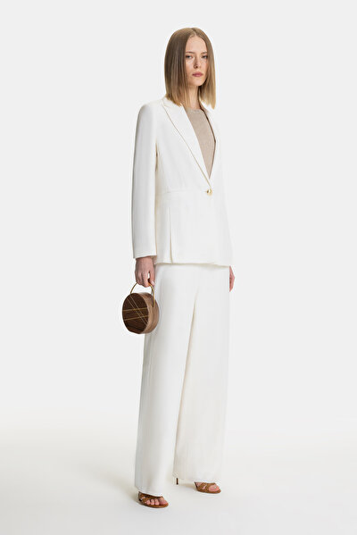 ECRU SWALLOW COLLAR JACKET 4