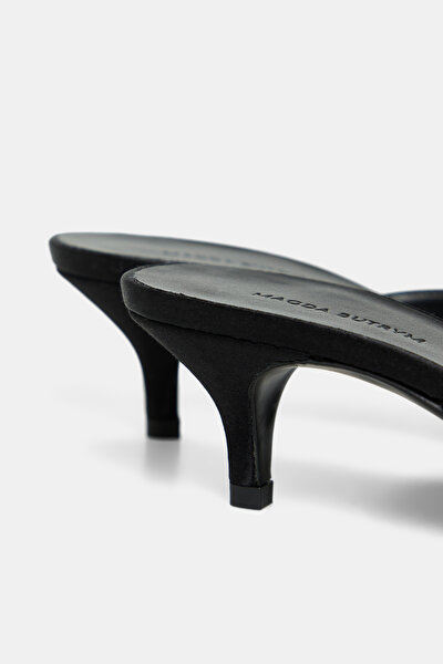 BLACK SHOE 5