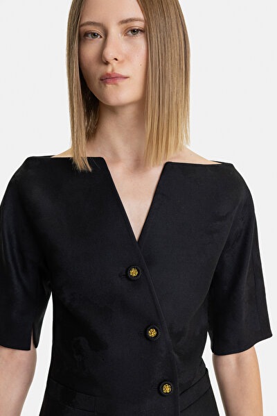 BLACK 3/4 SLEEVES ABOVE THE KNEE DRESS 4