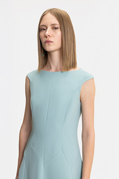 MINT SLEEVELESS BELOW THE KNEE DRESS 4