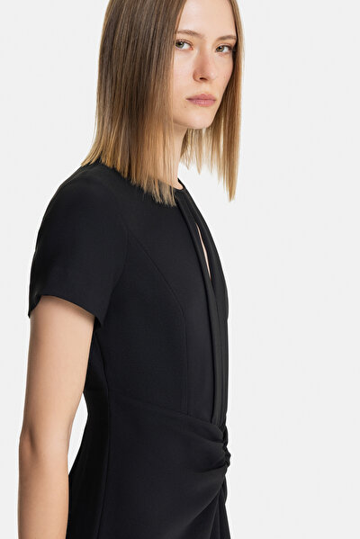 BLACK SHORT SLEEVE BELOW THE KNEE DRESS 5