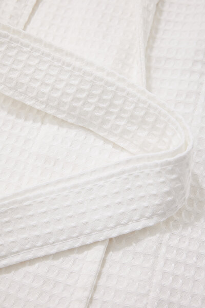 BATHROBE 4
