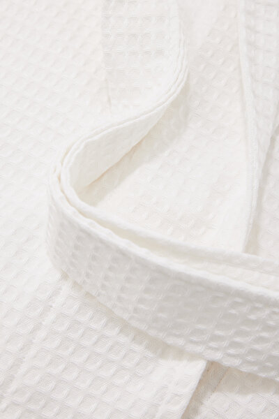BATHROBE 4