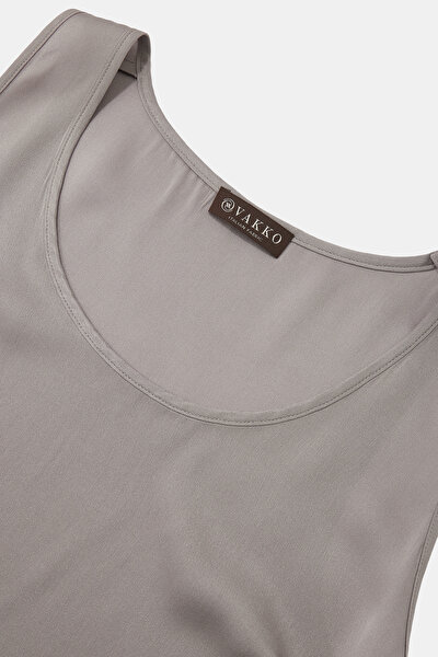 GREY BASIC / ROUND NECKLINE SLEEVELESS BLOUSE 3