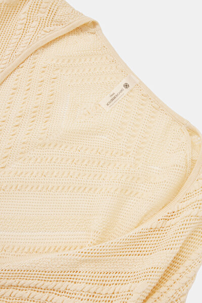 CREAM BLOUSE 3