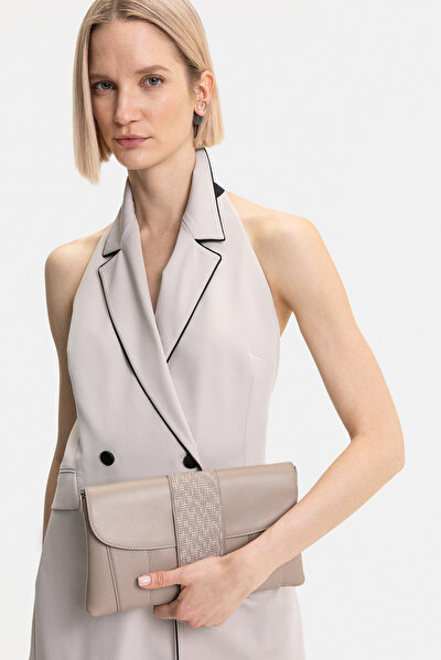 BEIGE SLEEVELESS ABOVE THE KNEE DRESS 5