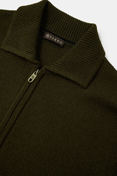 KHAKI TRICOT 3