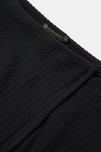 BLACK SKIRT 3