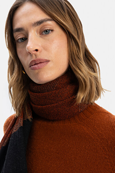 BRICK UPRIGHT COLLAR TRICOT 3