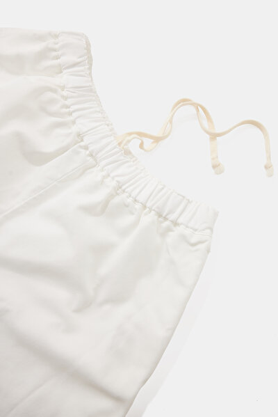 WHITE TROUSERS 3