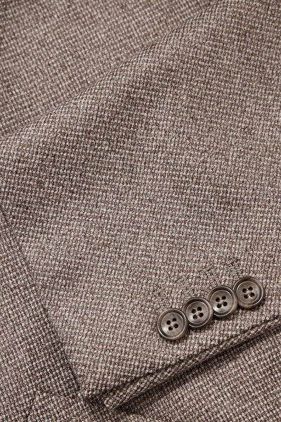 LIGHT BEIGE JACKET 5