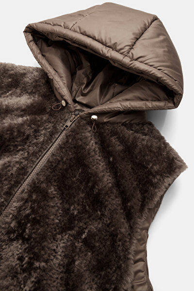 BROWN HOODIE VEST 10