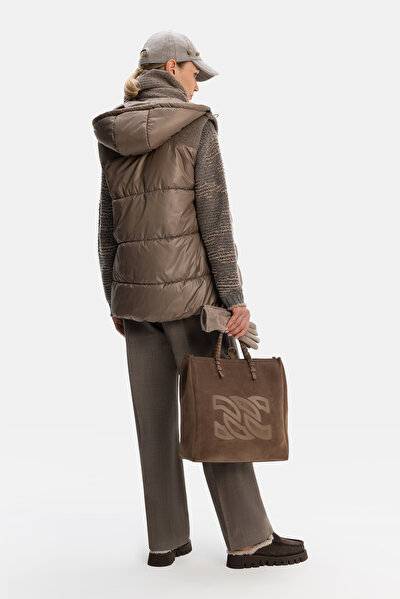 BROWN HOODIE VEST 5