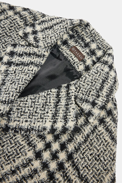 ECRU CHECK POLYESTER ACRYLIC OVERCOAT 9