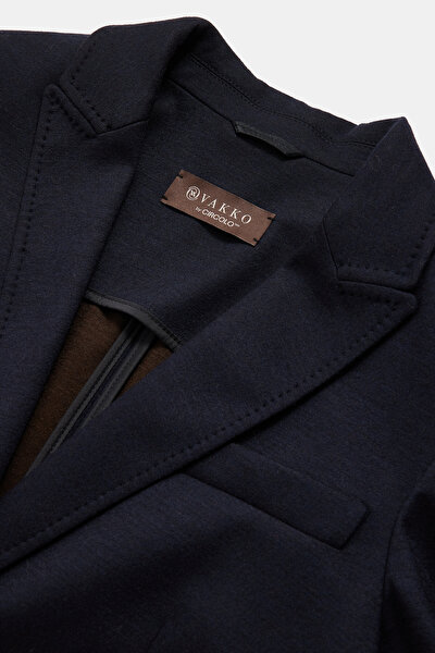 BROWN JACKET 9