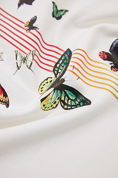 BEYAZ T-SHIRT 4